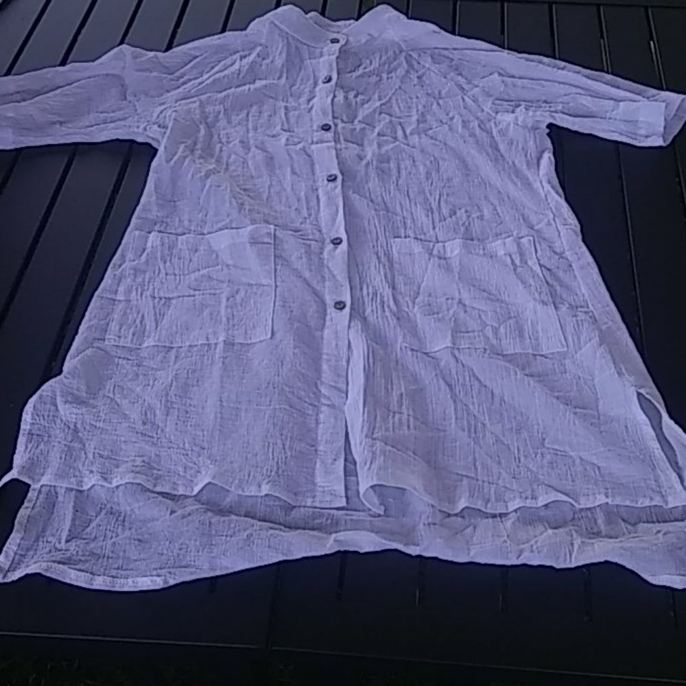 65% cotton 35% polyester long pocket shirt